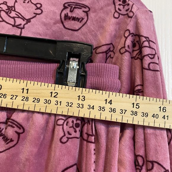 Disney Winnie the Pooh PJs two piece, pink velvety soft cozy Womens Small - Picture 8 of 11